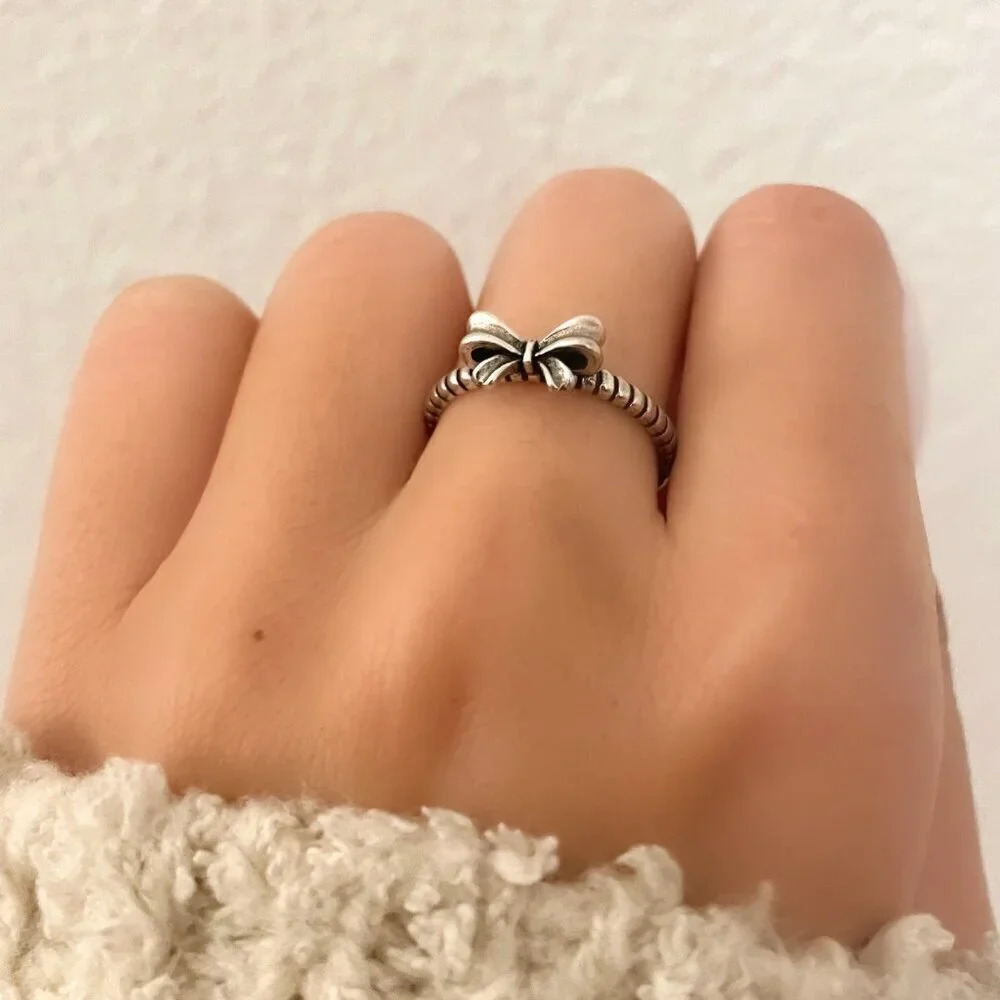 925 Sterling Silver Minimalist Tiny Bow Ring Dainty Ring Modern Boho Ring - Picture 8 of 8
